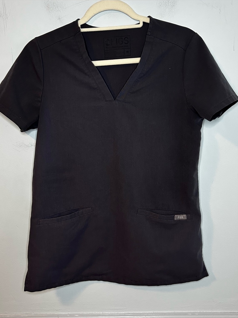 Figs Black Short Sleeve V-Neck Scrubs Top Size XS